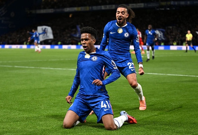 Vì sao gọi Estevao là ‘kỳ hoa dị thảo’?_692801aebaf7c.jpeg