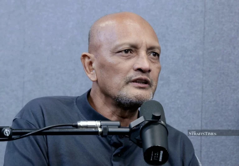 Chuyên gia không tin lãnh đạo Liên đoàn bóng đá Malaysia chịu từ chức vì bê bối nhập tịch_695234b847282.webp